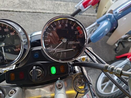 修理後。正常に消灯しました。