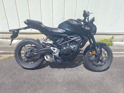 CB125R即納車可能 橋本市 バイク屋カルツ