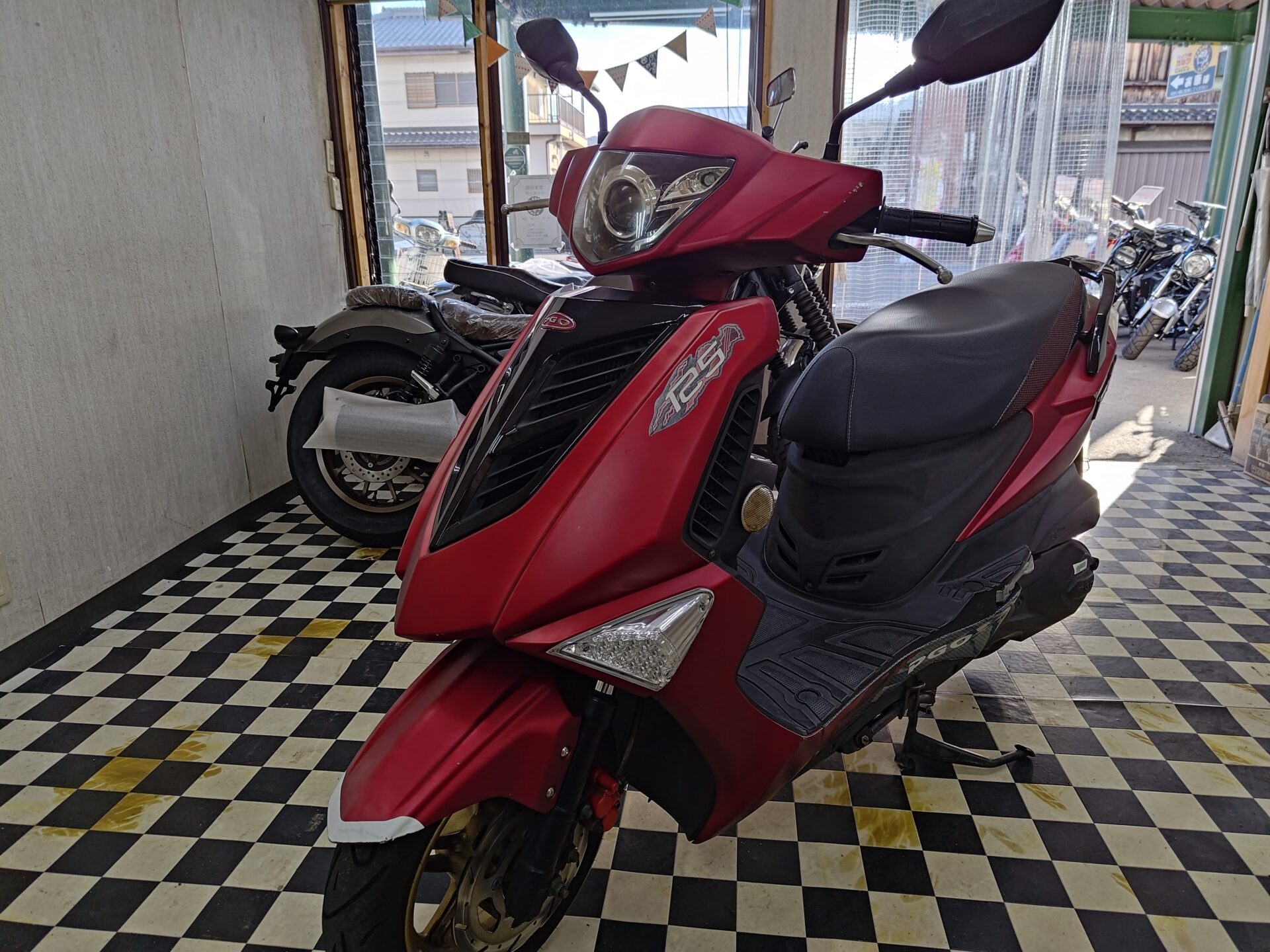 橋本市のバイク屋カルツの無料代車 PGOティグラ125 赤色