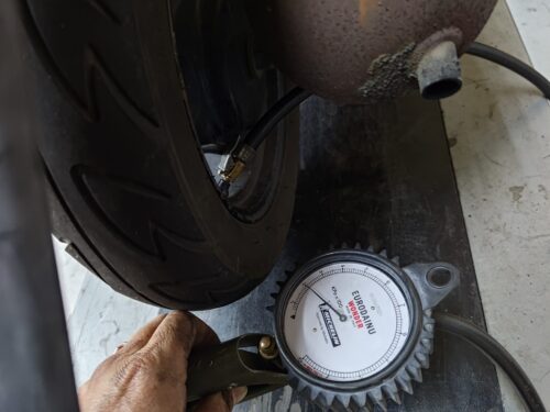 バイク 空気圧点検 無料サービス