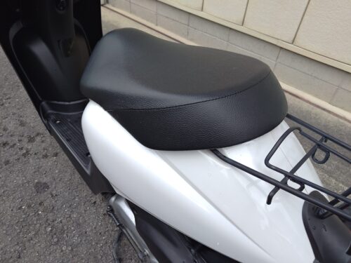 シート、外装を交換済み