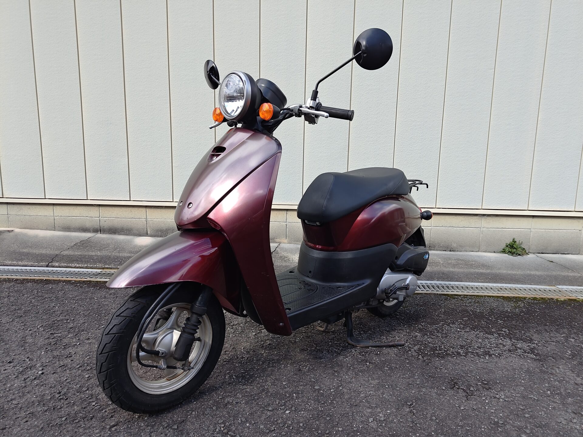 Todayワインレッド特価車両