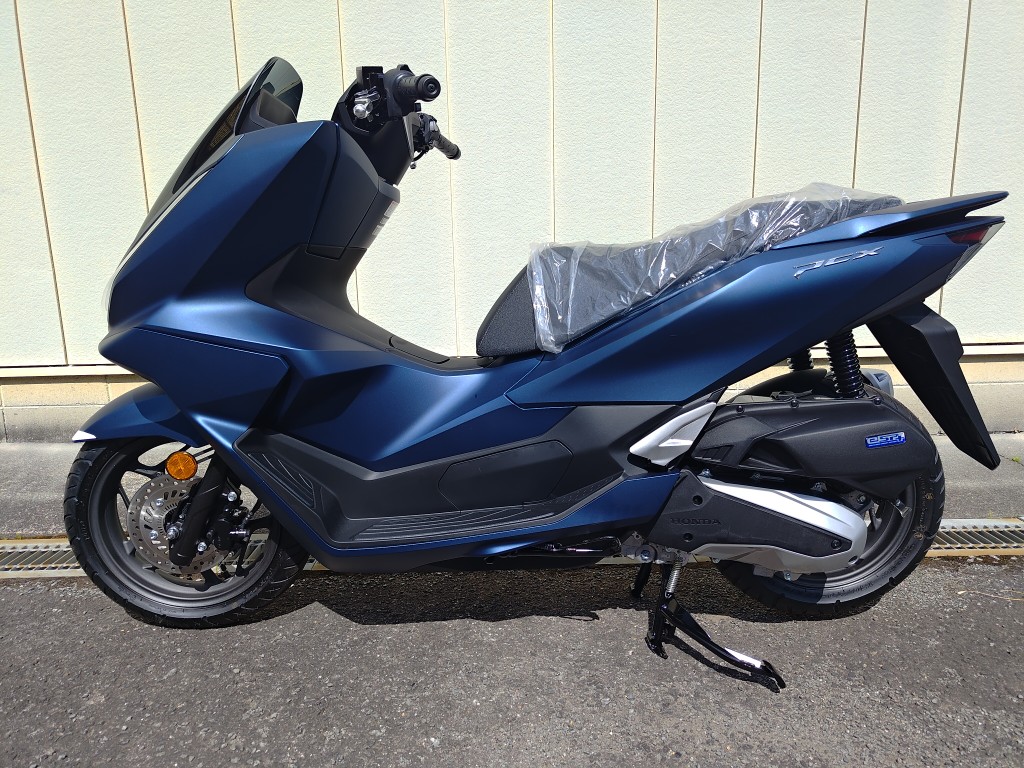ホンダ PCX125 2026年最新モデル 新車 マットスターリーブルーメタリック 全景