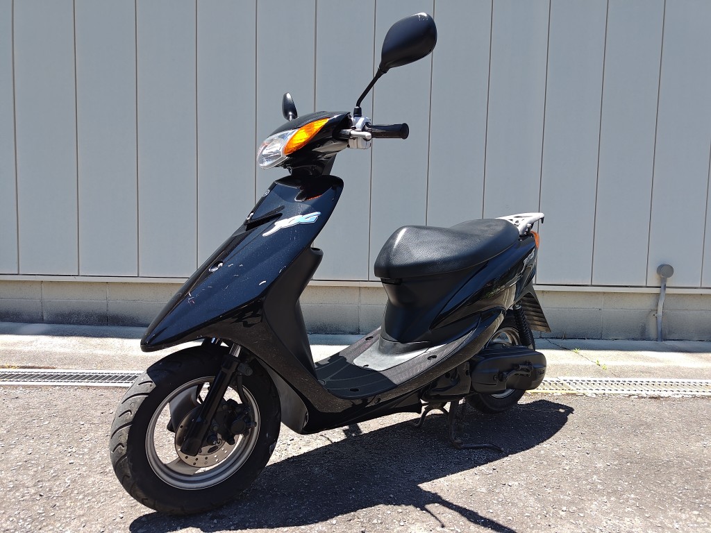 マハ JOG SA16J 2004年式 ブラックメタリックX 中古車 全景
